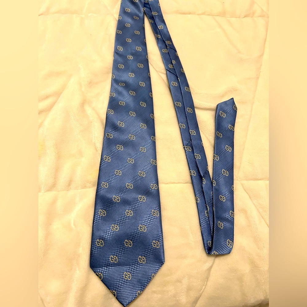 COPY - AUTHENTIC - GUCCI SILK TIE